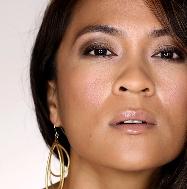 laura mercier home and away