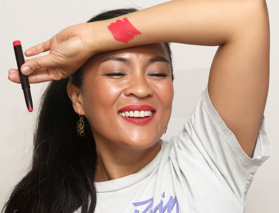 Product Spotlight: Laura Mercier Velour Extreme Matte Lipstick in Clique