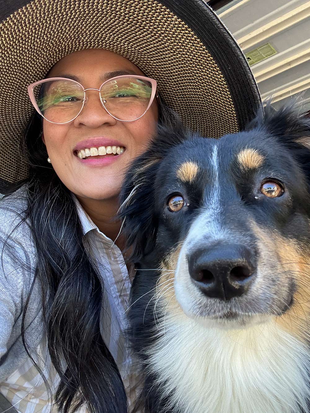 Sundays With Tabs the Cat, Makeup and Beauty Blog Mascot, Vol. 877